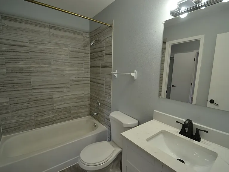 1504 Crestone Ave #B — Photo 13