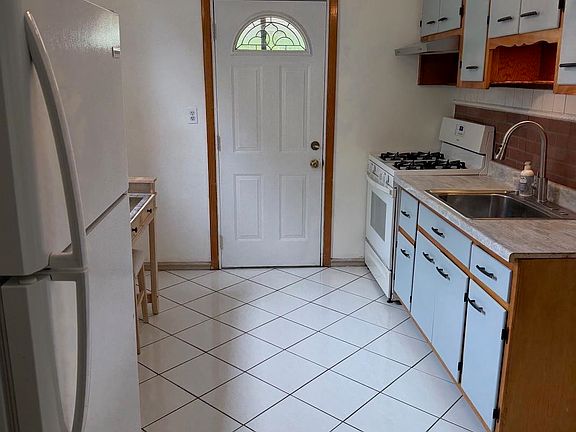 3rd image of 1218 73rd St