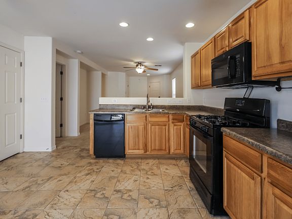 4th image of 7038 S Brickellbush Ln