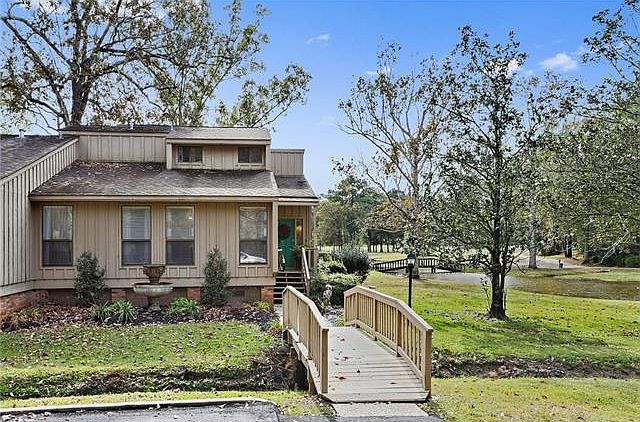 1st image of 120 Catalpa Ln #0