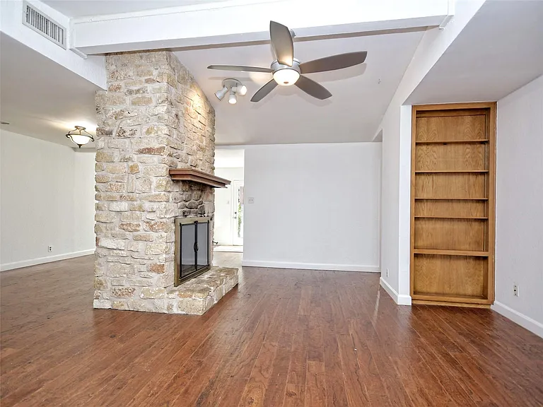 12812 Esplanade St — Photo 9