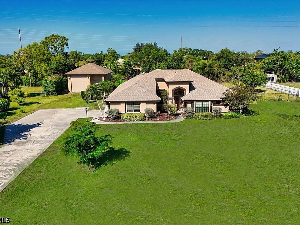 1st image of 20612 Charing Cross Cir