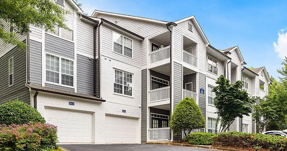 Heights of Kennesaw Apartments — Photo 3