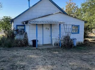 734 Old Town Loop Rd, Oakland, OR 97462