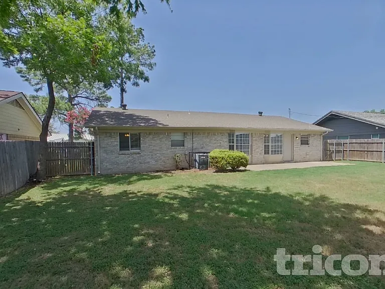 155 Bellvue Dr — Photo 15