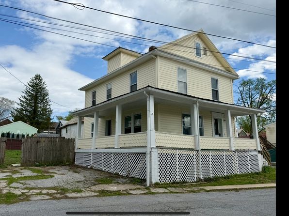 115 Main St #1