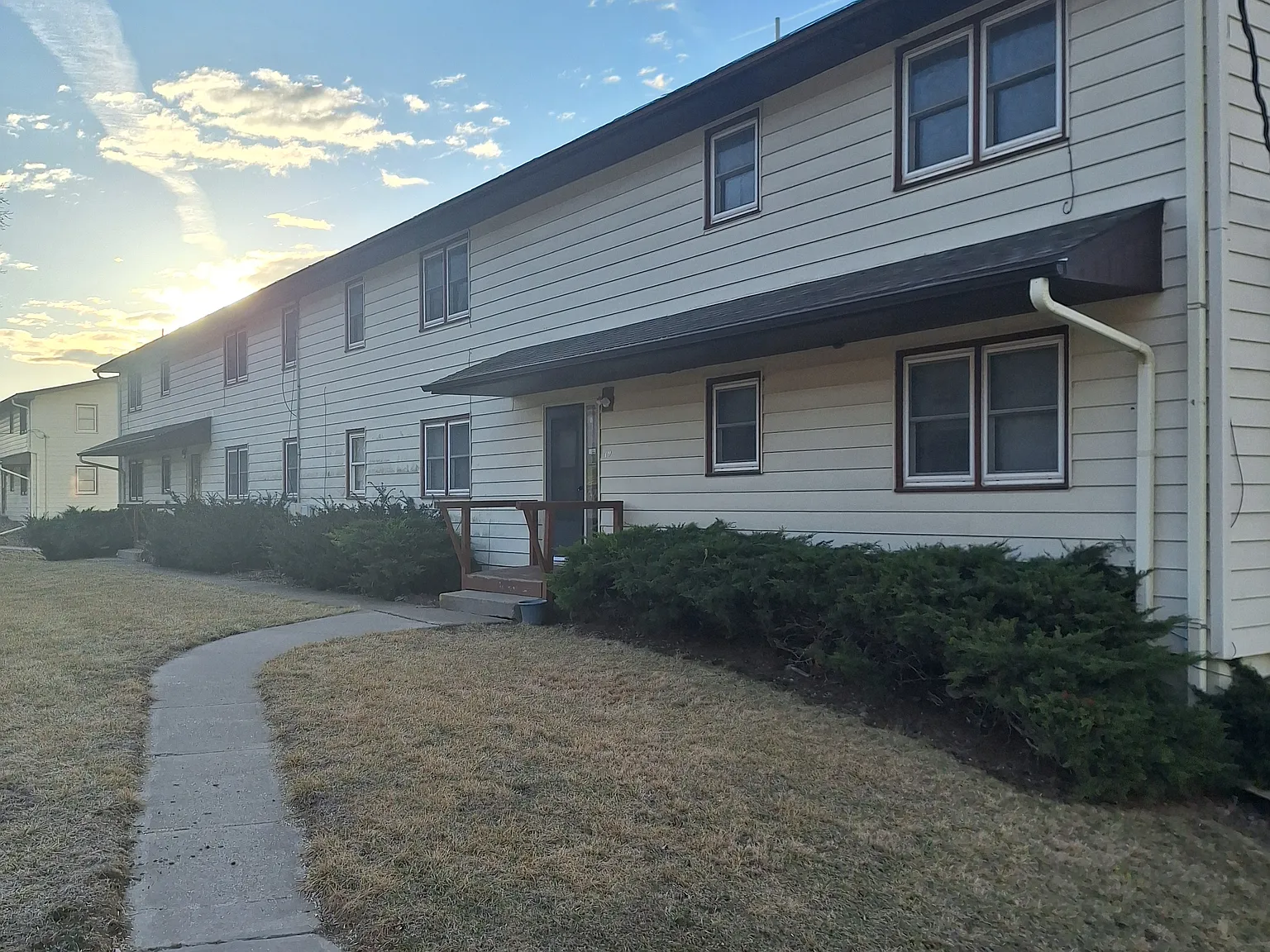 1 bed, $795 — Photo 1