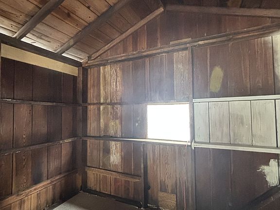 5th image of 323 N Delaware Ave #10