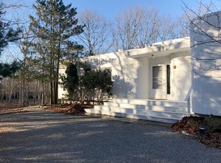 19 Dongan Way, East Hampton, NY 11937