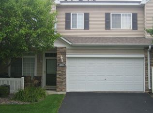 726 Maple Hills Dr APT D, Maplewood, MN 55117