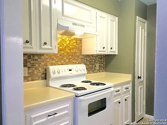 5th image of 7926 Broadway St APT 803