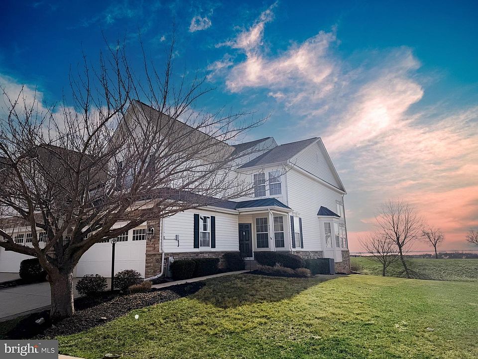 1st image of 469 Majestic Prince Cir