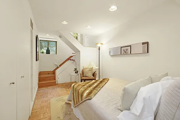 Sold by Corcoran | media 11