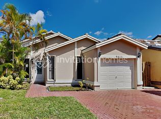 9611 SW 148th Pl, Miami, FL 33196