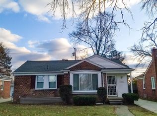 12821 Rosemary Blvd, Oak Park, MI 48237