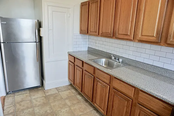 Rented by MQ Realty LLC | media 17