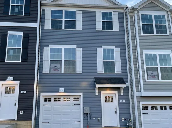 11099 Gopher Dr #108, Waynesboro, PA 17268