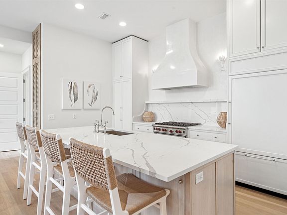 2nd image of 35 Wiggle Ln