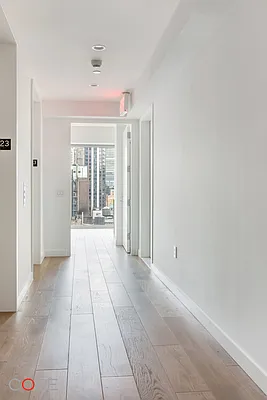 Rented by CORE | media 20