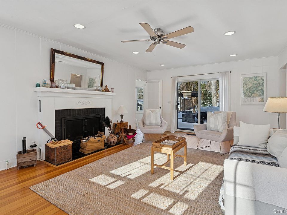 1st image of 1240 West Rd