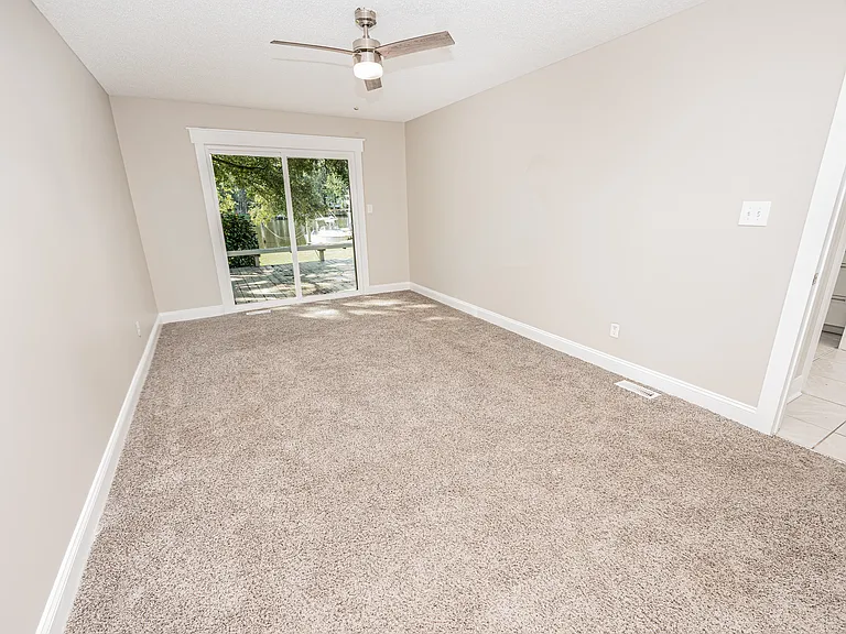 5722 Gondolier Dr — Photo 14