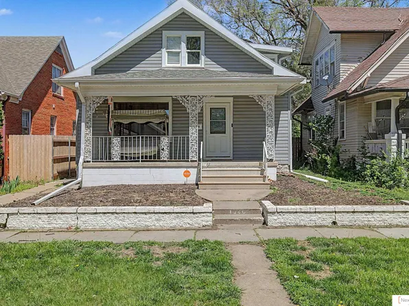 1326 Sumner St, Lincoln, NE 68502