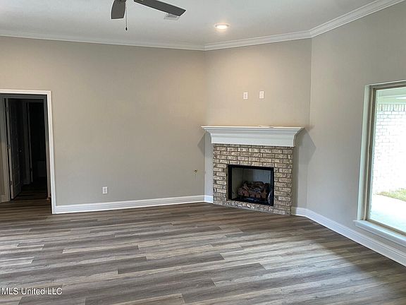 4th image of 607 Westfield Dr