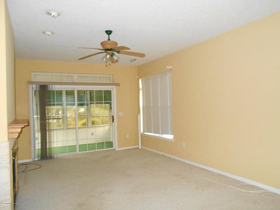 2nd image of 11 Lilac Springs Ct