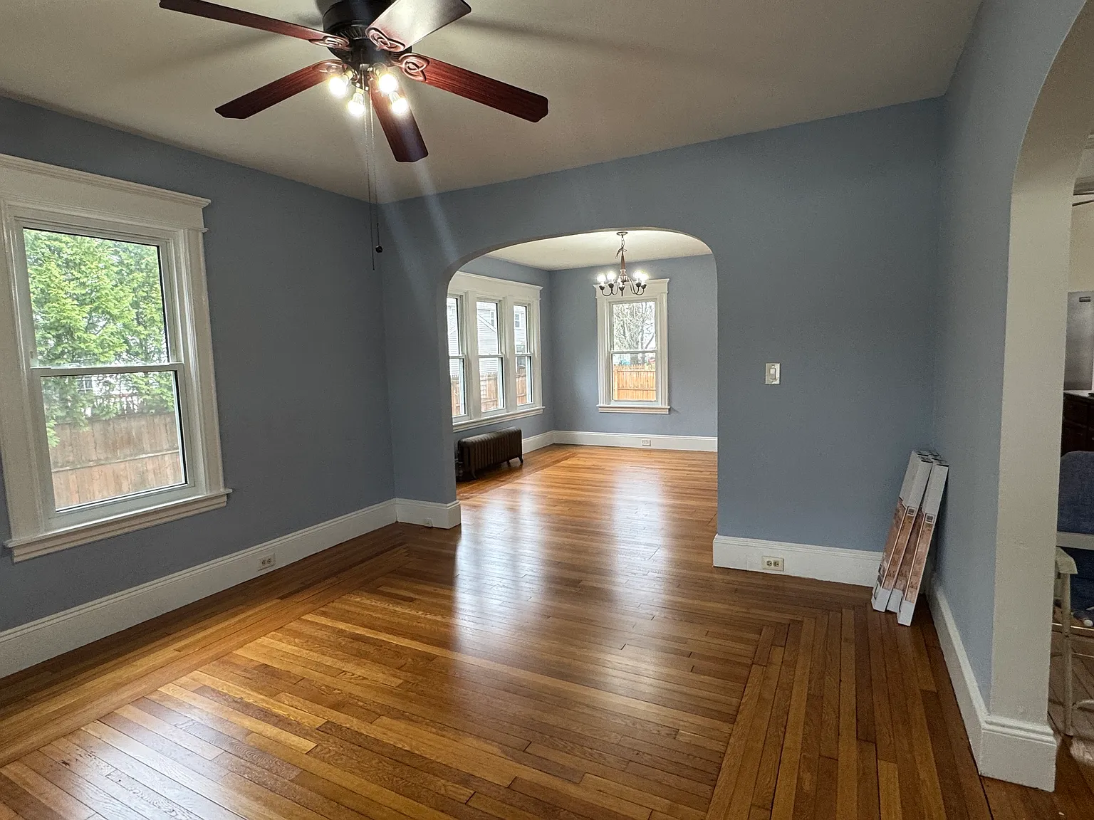 3 bed, 1.5 bath, 1225 sqft, $2,750 — Photo 3