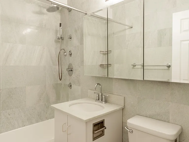 55 W 14th St #4-L — Photo 7