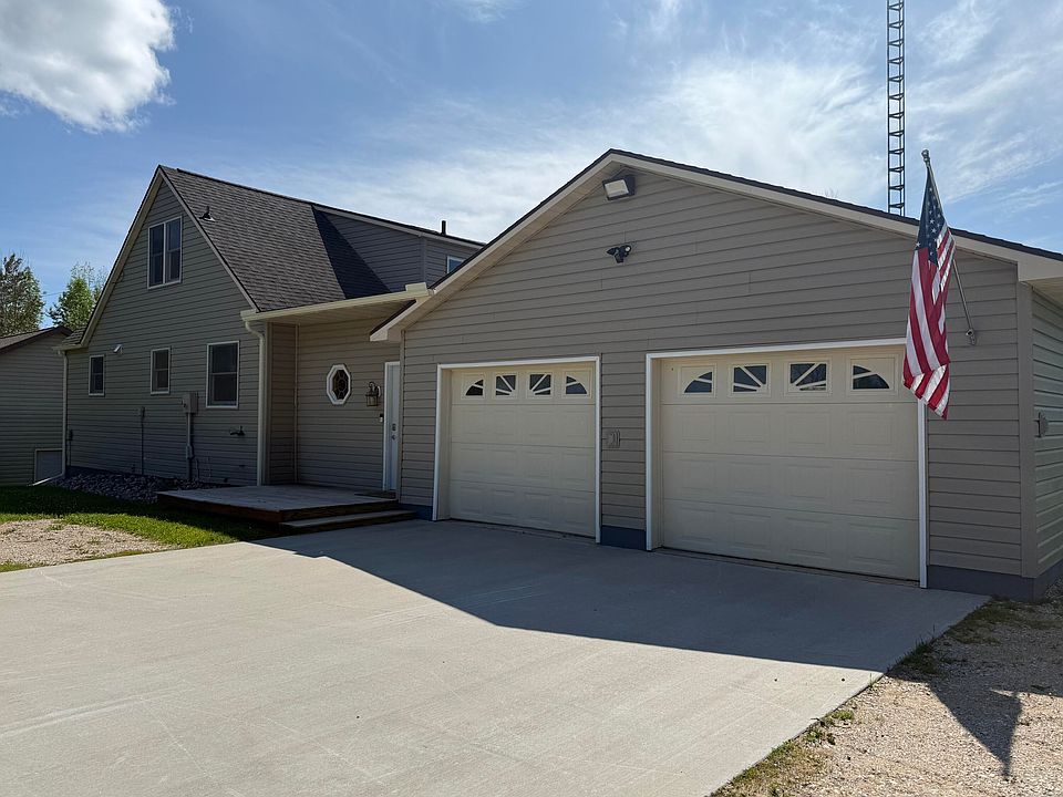 1st image of 1407 Road 135 #M