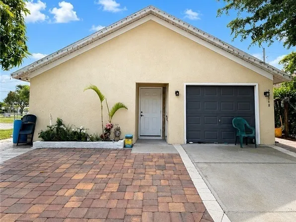 26668 Arrow Ct, Bonita Springs, FL 34135