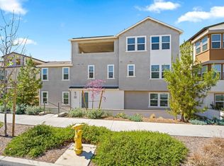 430 Lobata, Irvine, CA 92618