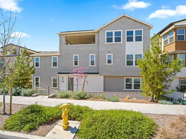 430 Lobata, Irvine, CA 92618