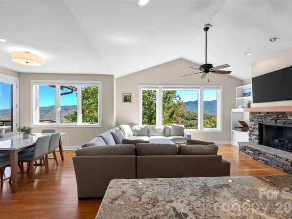 351 Chapel Rd, Black Mountain, NC 28711