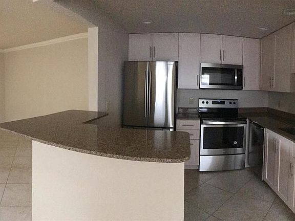 5th image of 486 Brittany Dr #K