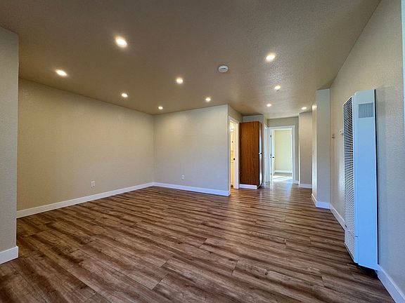 4th image of 2651-2671 Boone St #2653