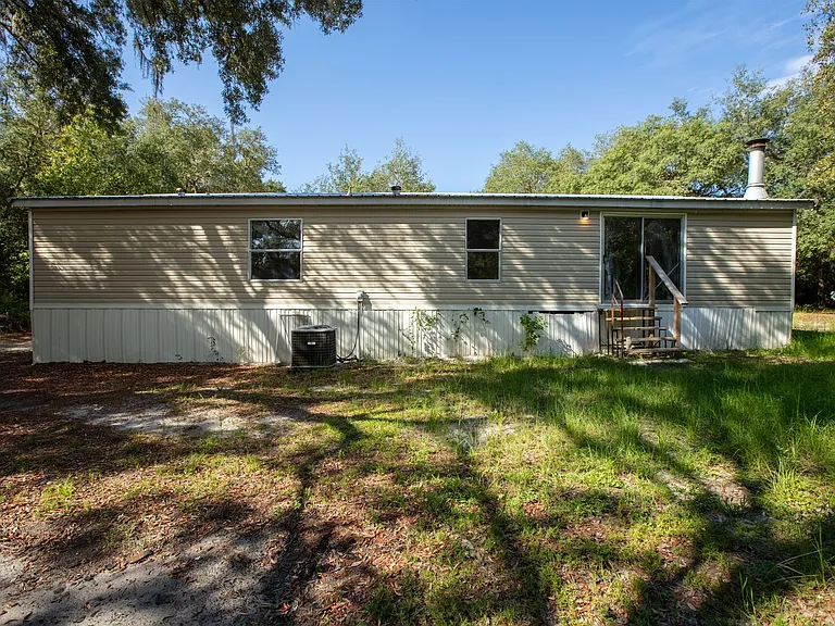 7463 Lilly Ct — Photo 4