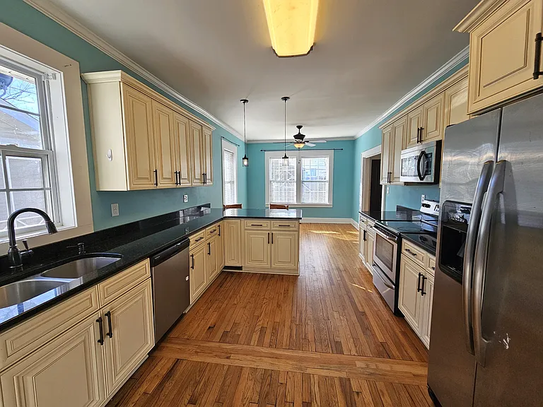 23 McAdoo Ave — Photo 17