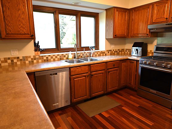 5th image of 9782 Ponderosa Dr