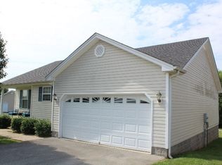 516 Hilton Ct, Bowling Green, KY 42101