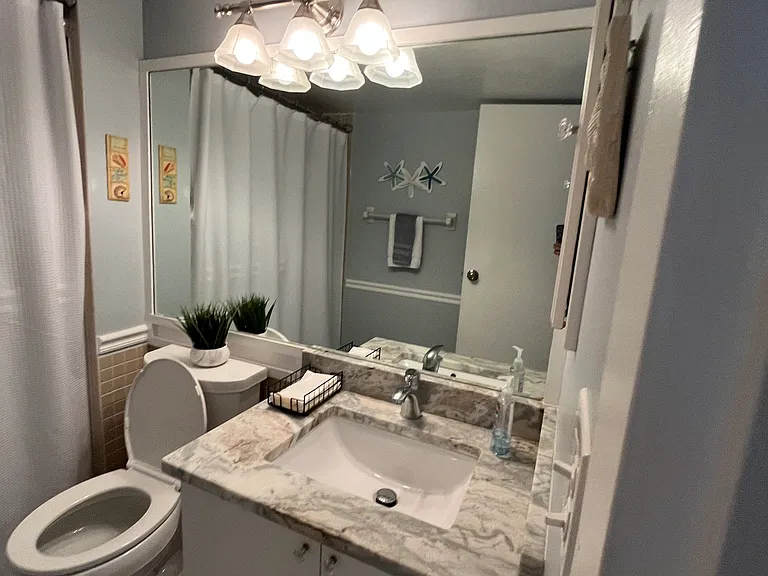 S Ocean Dr — Photo 2