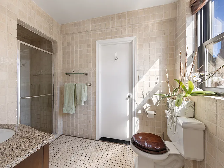 875 5th Ave #9GH — Photo 8