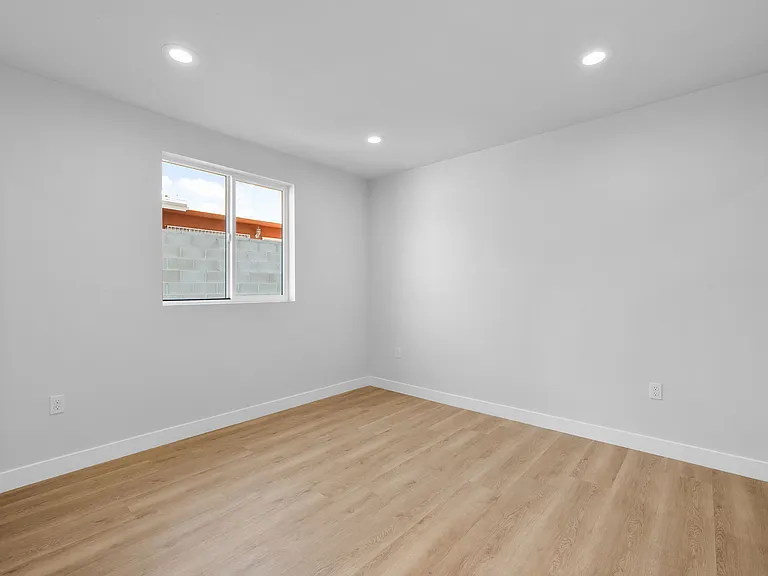 3223 Lanfranco St — Photo 10