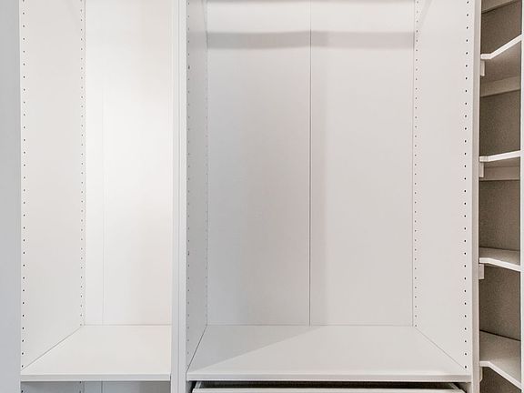 3rd image of 8 R St NW Floor 2