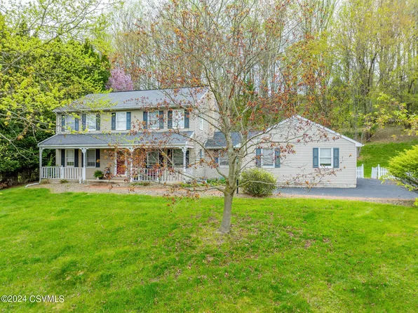2219 Bentley Dr, Bloomsburg, PA 17815