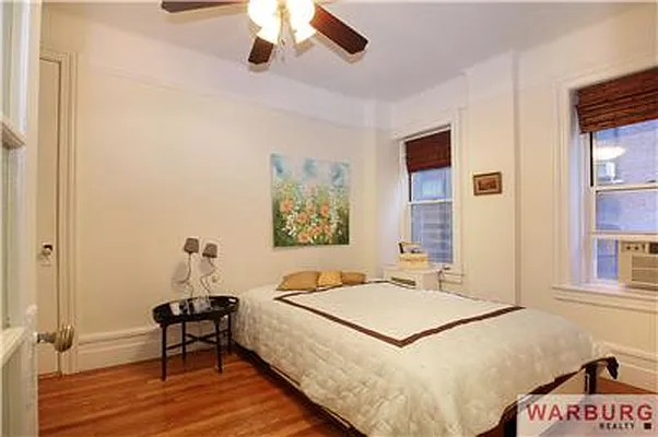 Sold by Warburg | media 2