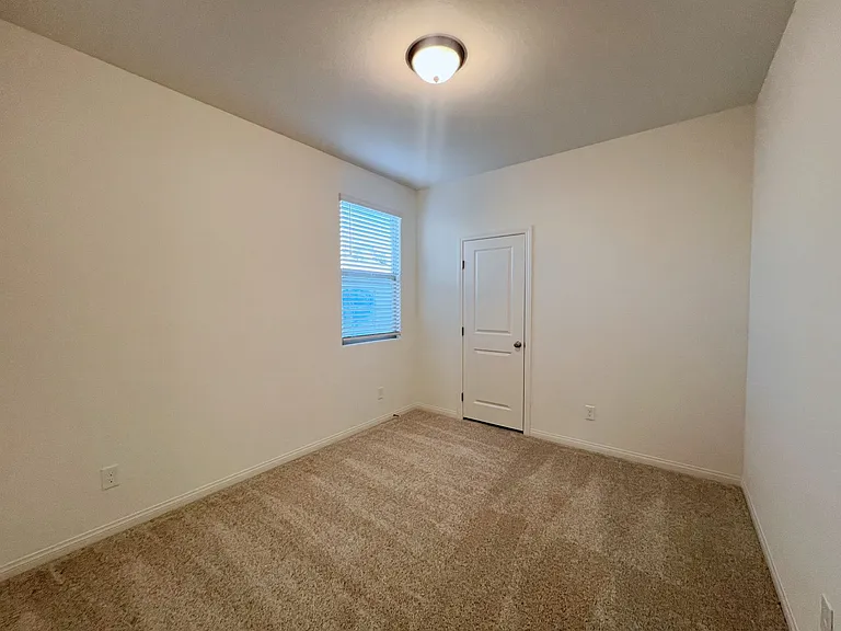 1598 Crested Eagle St — Photo 13