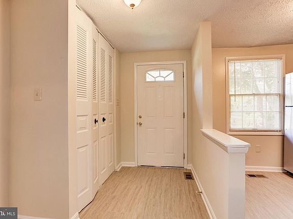 3rd image of 19140 Partridge Wood Dr
