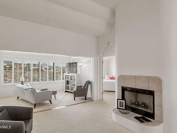 4th image of 16107 E EMERALD Drive #204